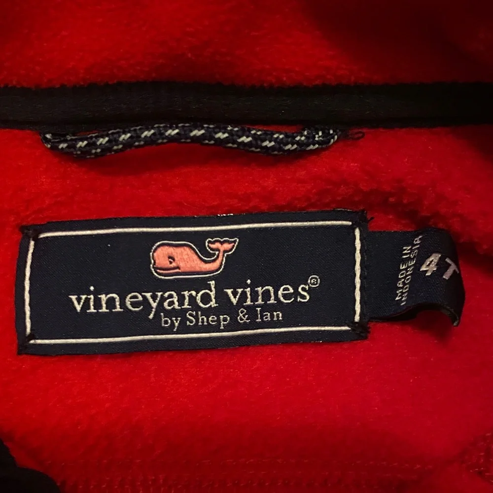 Vineyard Vines Toddler Red and Blue pull over fleece - Picture 2 of 3